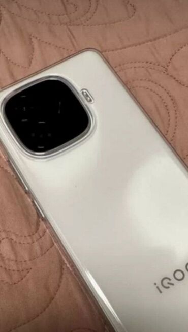 фото модель: Vivo iQOO Z9, Жаңы, 256 ГБ, түсү - Ак, 2 SIM