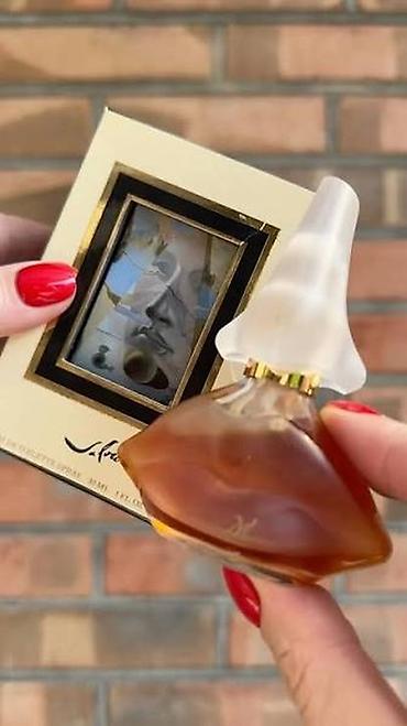 Ətriyyat: Kolleksiya üçün klassik ətirlər dəsti Tərkib: - Christian Dior Miss — 2