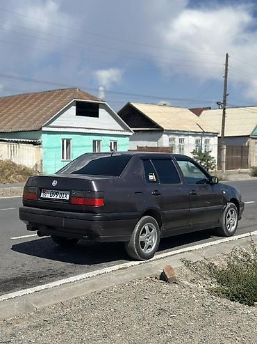danigo 3: Volkswagen Vento: 1994 г., 2 л, Механика, Бензин, Седан — 3