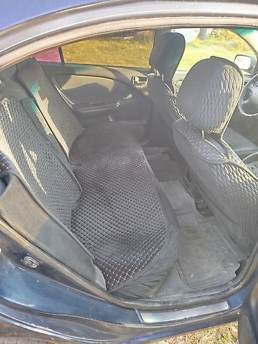 e 302: Toyota Avensis: 2002 г., 1.8 л, Механика, Бензин, Седан — 8
