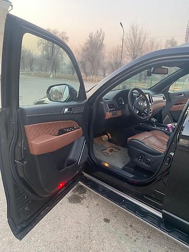 Другие автомобили: Ssangyong Rehton G4 :
Внедорожник 5-местный внедорожник свет черный — 7