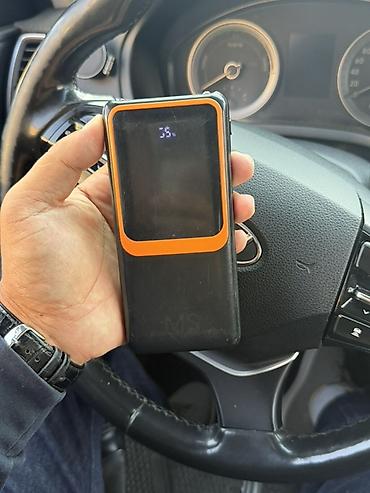 telefon: Универсальный внешний аккумулятор с кабелями и фонариками - — 4