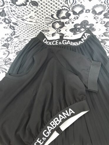 milli paltarlar: Dolce & Gabbana, L (EU 40), rəng - Qara