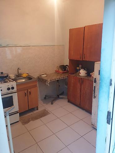 qaraçuxurda evlər: 14 kv. m, 1 otaqlı — 5