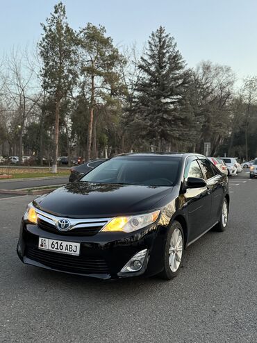 Toyota: Toyota Camry: 2012 г., 2.5 л, Вариатор, Гибрид, Седан