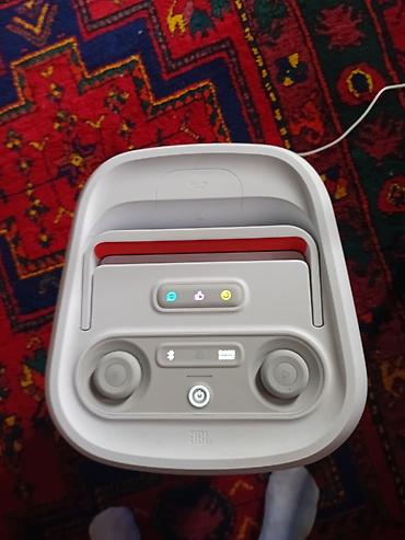 JBL PartyBox Club 120 – güclü portativ partnyor - Rəng: ağ/koral