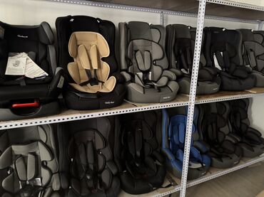 Шкафы для одежды: Автокресло новая распродажа 

Автолюлька

Бескаркасные 

Бустер — 25