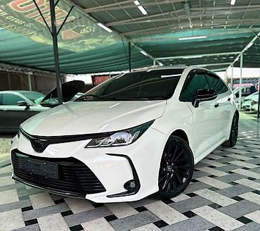 Toyota: Toyota Corolla: 2021 г., 1.8 л, Автомат, Гибрид, Седан — 4