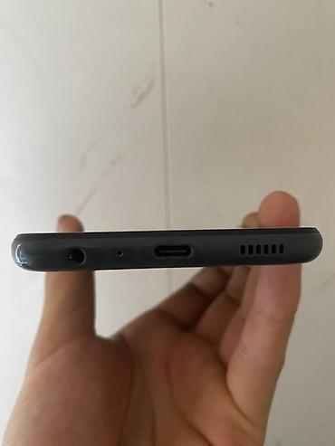 note 2: Samsung Galaxy A13, Б/у, 128 ГБ, цвет - Черный, 2 SIM — 4