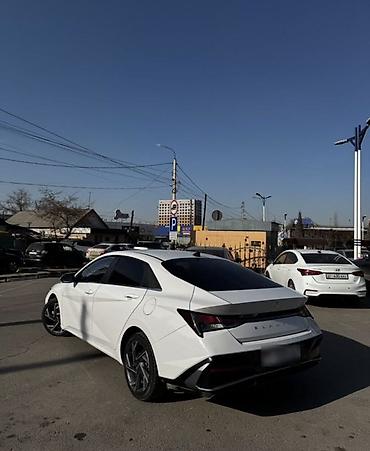Hyundai: Hyundai Elantra: 2024 г., 1.5 л, Вариатор, Бензин, Седан — 5