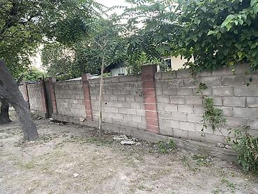 25 соток: Продаю участок полдома 2,5 сотки где-то длина участка 25 метров и — 4