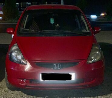 авто в рассрочку без первоначального взноса: Красный хэтчбек HondaJazz. Аренда на долгий срок!Внос 15000, Хонда Жаз