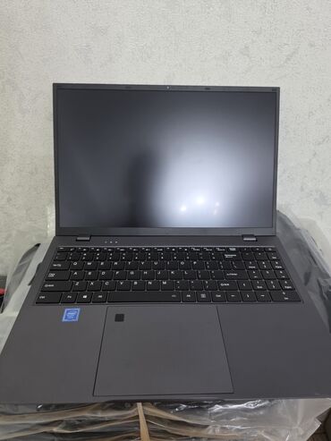 диски для компьютера: Ультрабук, 16 ГБ ОЭТ, Intel Celeron, 15.6 ", Жаңы, Татаал эмес тапшырмалар үчүн