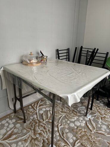 столы и стулья для офиса цена: Кухонный Стол, цвет - Бежевый, Б/у