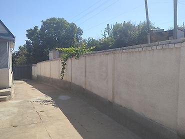 Продажа коттеджей и домов: 4 комнаты, 80 м², 4 соток, Чолпон-Ата, Собственник — 18