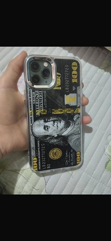 Продаю IPhone 11pro Память-256 Акб-83 (родной) Царапин по бокам