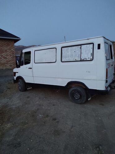 вольво грузовой: Легкий грузовик, Mercedes-Benz, Дубль, Б/у