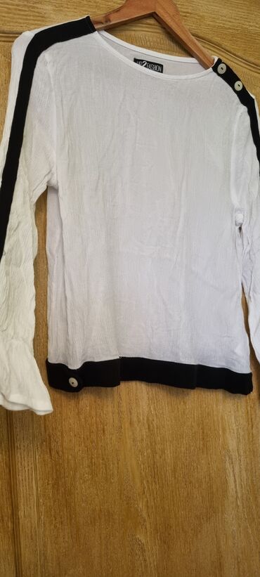 pull and bear suknje: Fashionup, S (EU 36), M (EU 38), color - White