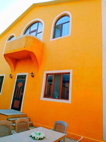 Uzunmüddətli kirayə mənzillər: Biləcəridə Kristalın yanında 3 sotun içində 200 kv sahəsi olan 6 — 12