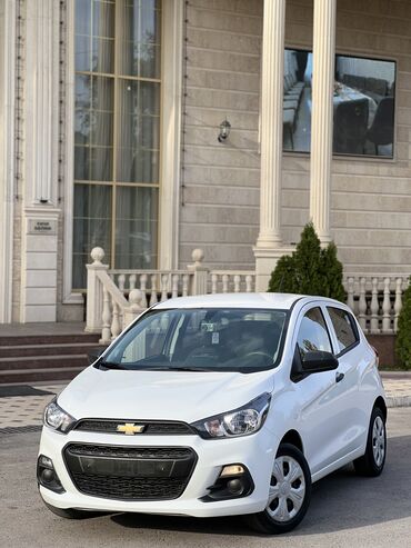 куплю машину матиз: Chevrolet Spark: 2018 г., 1 л, Вариатор, Бензин, Седан