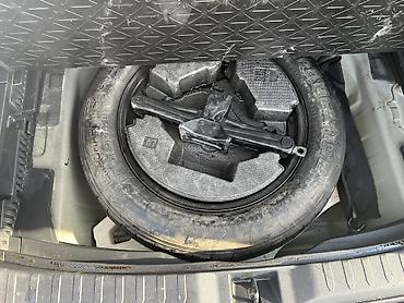 Toyota: Toyota RAV4: 2019 г., 2.5 л, Вариатор, Гибрид, Кроссовер — 8