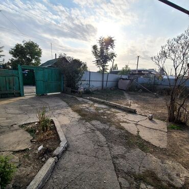 Продажа домов: Полдома, 34 м², 2 комнаты, Собственник, Старый ремонт — 9