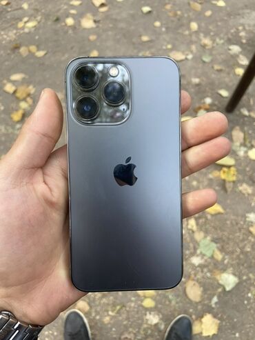 макбук м2: IPhone 13 Pro, Space Gray