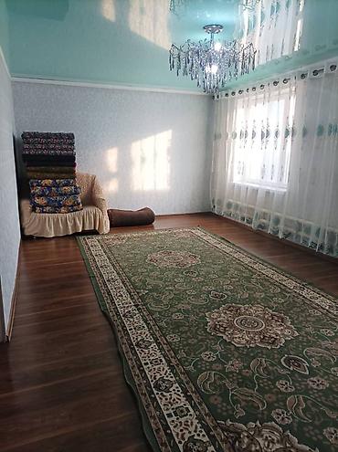 Продажа коттеджей и домов: Продается дом в г. Токмак в центре 20 соток. Дом кирпичный, отопление — 20