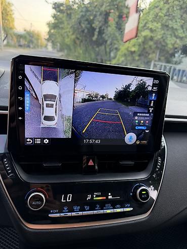 sonata d8: Toyota Corolla: 2021 г., Гибрид — 10