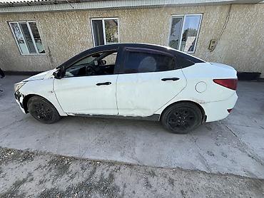логан рено: Hyundai Solaris: 2015 г., 1.6 л, Механика, Бензин, Седан — 5
