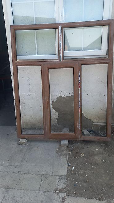 plastik baklar: İşlenmiş Kariçnivi Plastik Pəncərələr 100x100
99 man — 7