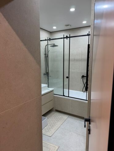 Долгосрочная аренда квартир: 3 комнаты — 9