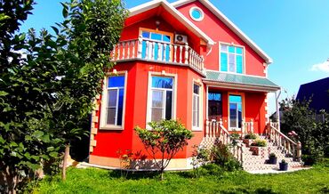 Günlük kirayə evlər: 200 kv. m, 5 otaqlı, Kombi, Qaz, İşıq — 1