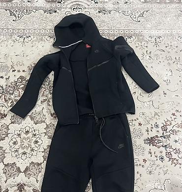 найк леброн: Спортивный костюм Nike Tech Fleece, черный, размер M. Отдаю дешево — 1