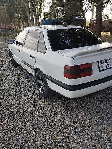 Транспорт: Volkswagen Passat: 1994 г., 1.8 л, Механика, Газ, Седан — 3