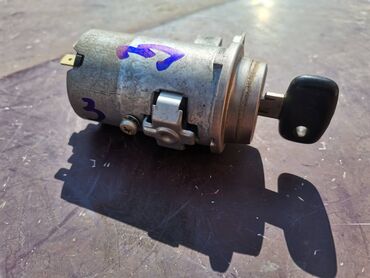 Auto delovi: Brava paljenja Lada 2121,21213,21214 Niva, Lada 7 Riva br.1. Polovno — 12