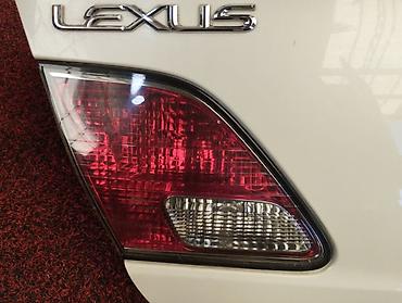 Фонарь крышки багажника Lexus ES 300 MCV30 1MZ-FE 3 2002 лев. (б/у)