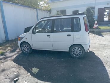 Daihatsu: Daihatsu Move: 1998 г., 0.1 л, Механика, Бензин, Минивэн