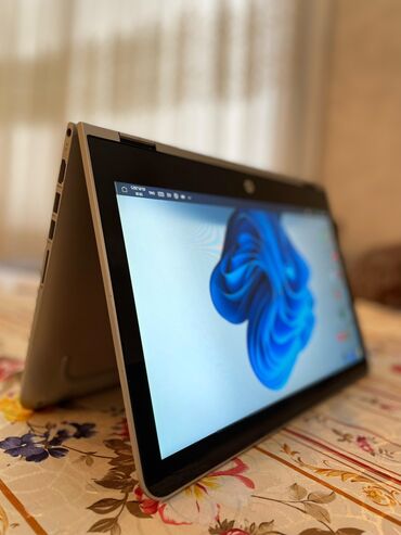 hp deskjet 2050: İşlənmiş HP Pavilion, 14 ", Intel Core i3, 256 GB, Ünvandan götürmə