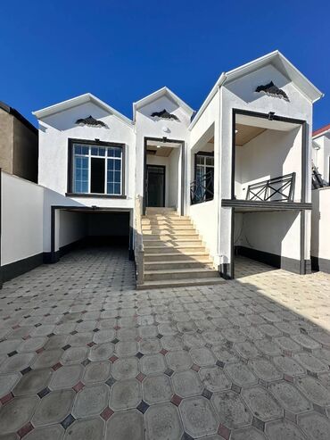 qubada kiraye evler 2023: Məmmədli 4 otaqlı, 125 kv. m, Yeni təmirli