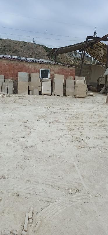 das stekan: Daş üzlük və pillədaş panelləri - Material: təbii daş (bej-açıq qum — 5