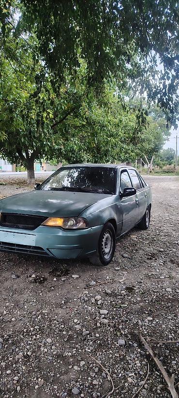 Daewoo: Model: Daewoo Nexia (sedan) Rəng: yaşıl/boz metalik Kuzov: 4 qapı — 3