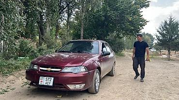 Унаа: Daewoo Nexia: 2009 г., 1.5 л, Кол менен иштөөчү, Бензин, Седан — 4