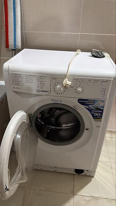Стиральная машина Indesit, фронтальная загрузка. Характеристики и