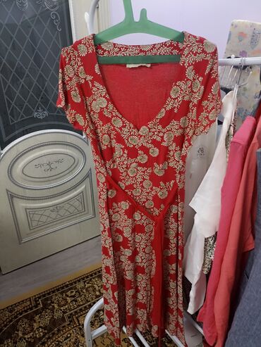 красная платье: Повседневное платье, Длинная модель, L (EU 40)