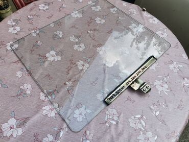 Auto delovi: Staklo desnih prednjih vrata Lada 2101. Polovno, ocuvano. Skinuto sa — 4