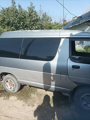 Toyota: Toyota Town Ace: 1994 г., 2.2 л, Автомат, Дизель, Минивэн — 3