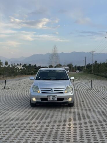 меняю скот на машину: Toyota ist: 2002 г., 1.5 л, Автоматические, Бензин, Хэтчбэк