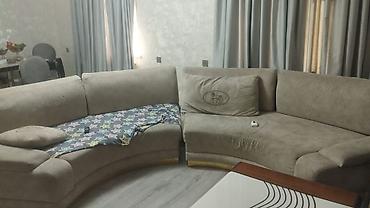 Divan italya istehsalıdı. 600azn .yaxsi veziyyetde. massimodan alınlb