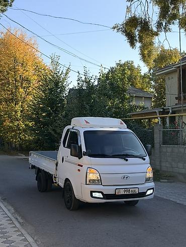 гидроподъемник автомобильный: Hyundai Porter 2рест (бортовой малотоннажный грузовик) - Кузов — 3